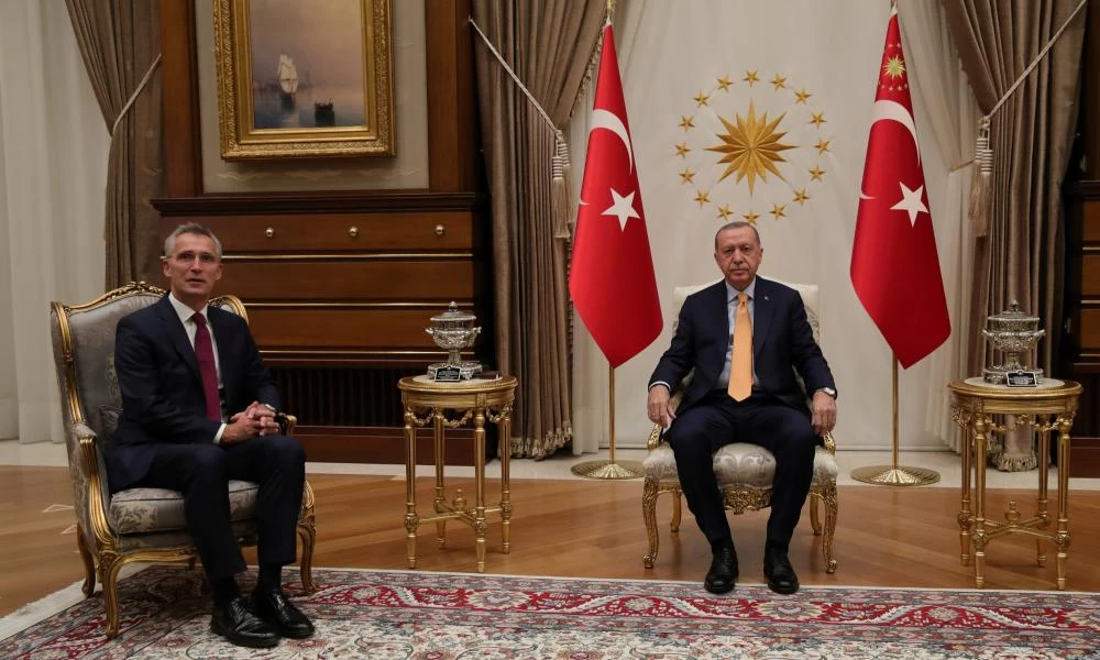 Στόλτενμπεργκ από Άγκυρα: «Συζητήσαμε για τον μηχανισμό αποκλιμάκωσης»